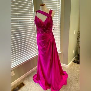 Ladivine dress formal dress prom, wedding any occasion size 12 no alterations
